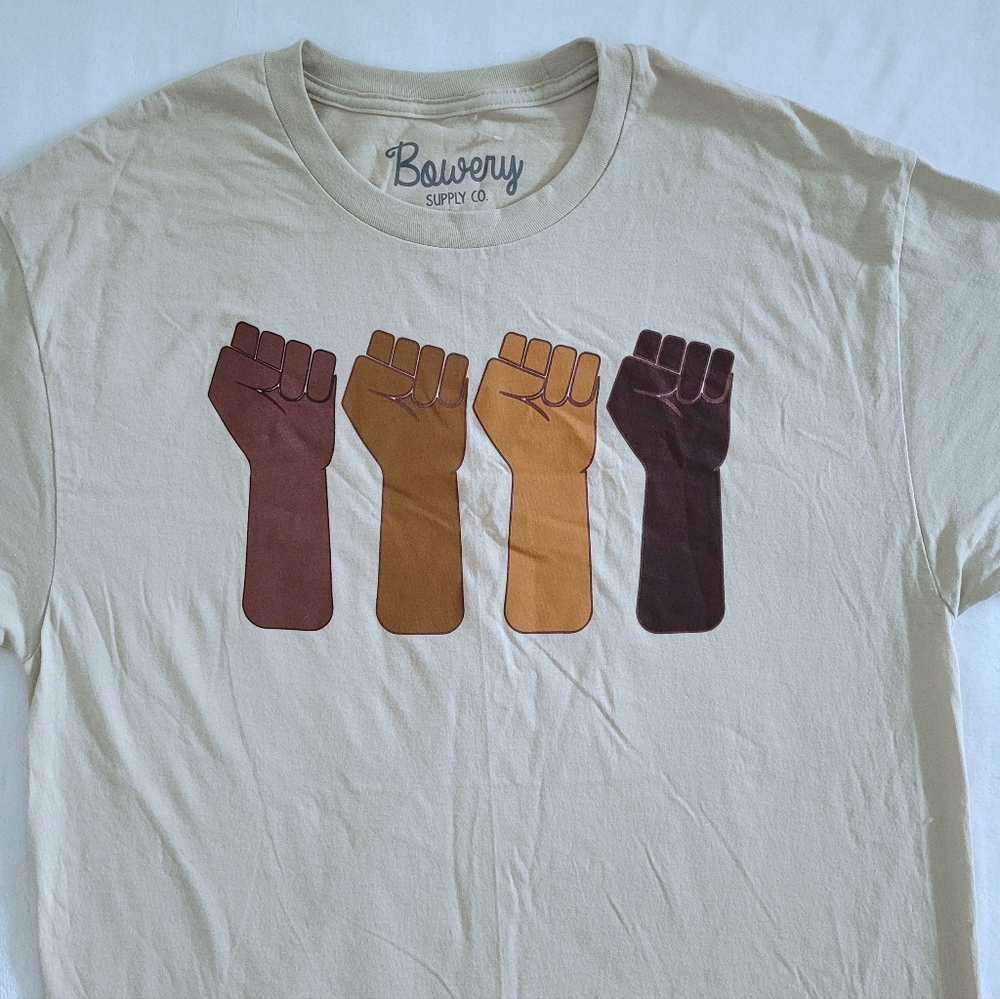 Bowery Supply Co. Raised Fists✊️ Graphic Tee👕 - Picture 3 of 11